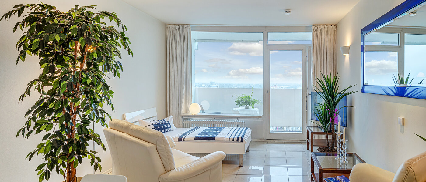 Ravna stran München Moosach 01 Dnevni prostor 3142