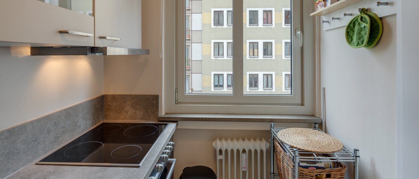 Flat München Schwabing (links der Leopoldstraße) 02 Kjøkken 3177