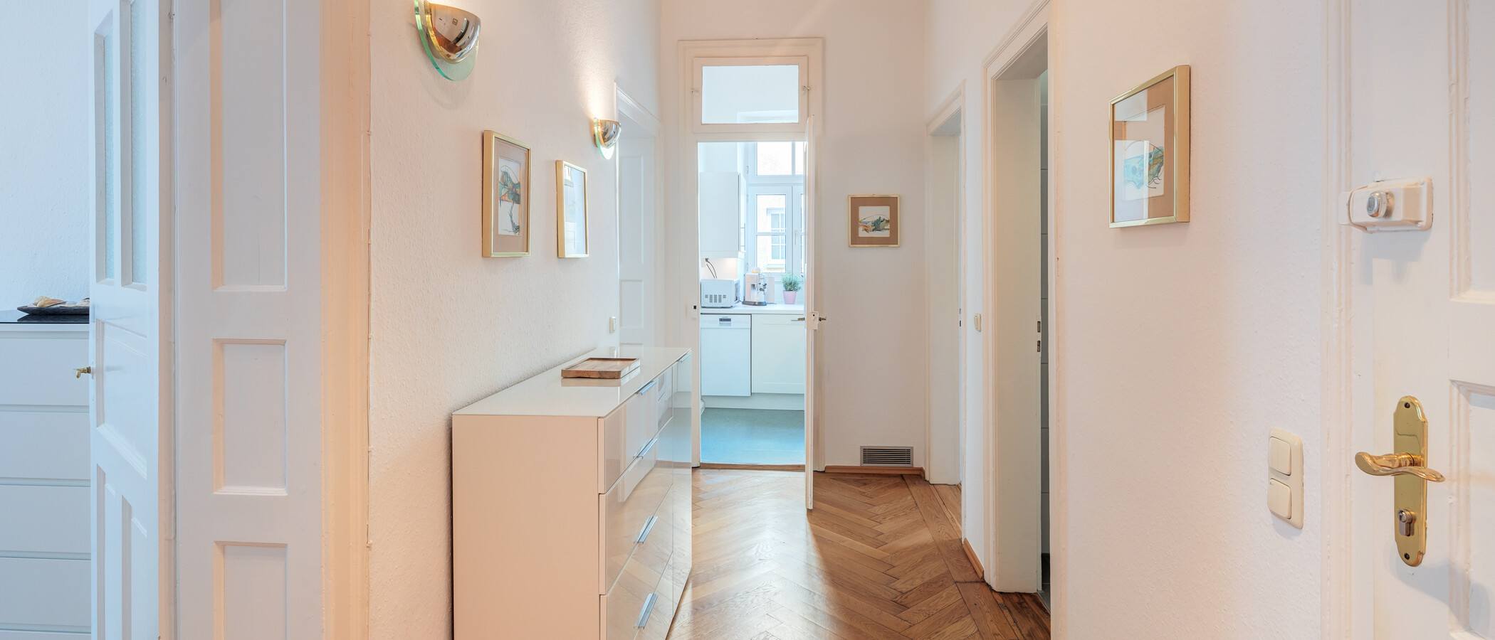 Lapos München Schwabing (rechts der Leopoldstraße) 01 Folyosó/folyosó 319