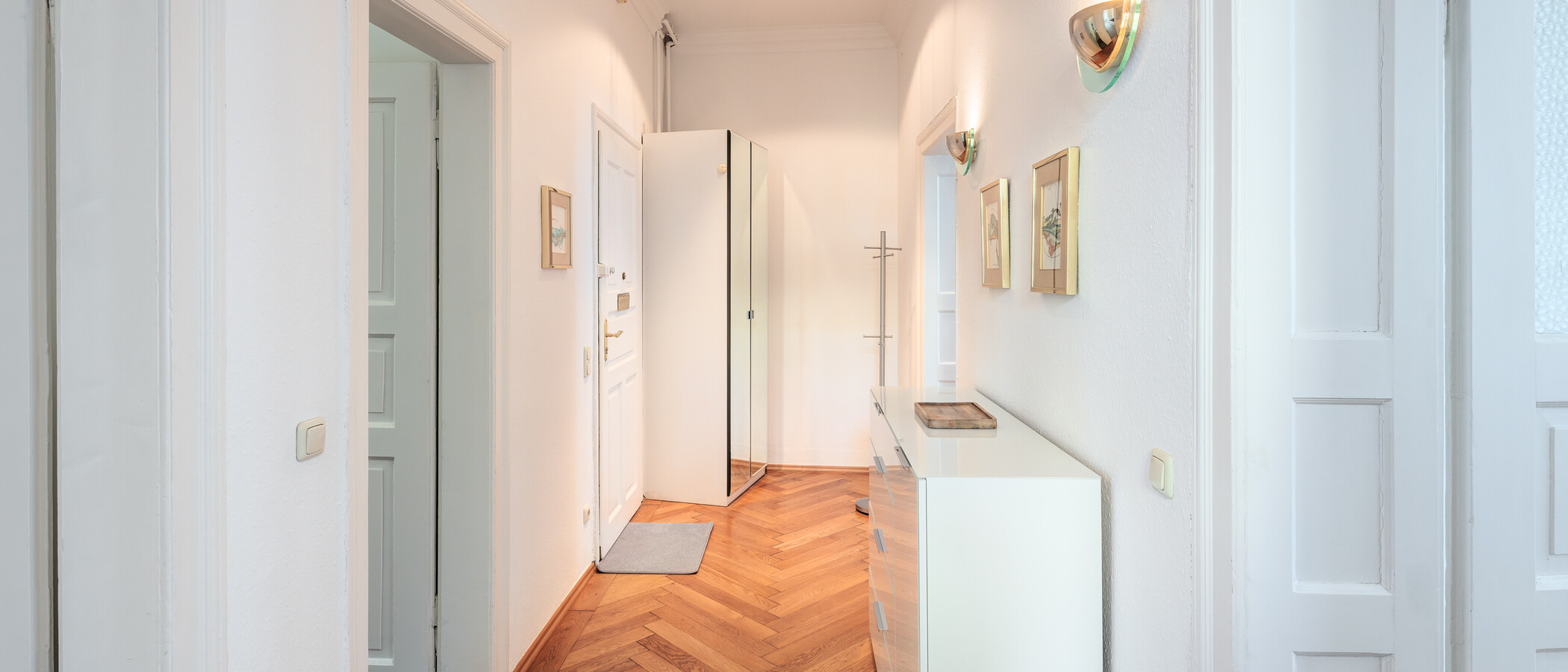 Lapos München Schwabing (rechts der Leopoldstraße) 02 Folyosó/folyosó 319
