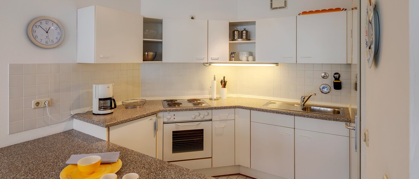 Плосък München Schwabing-West (rund um den Hohenzollernplatz) 01 Кухня 3242