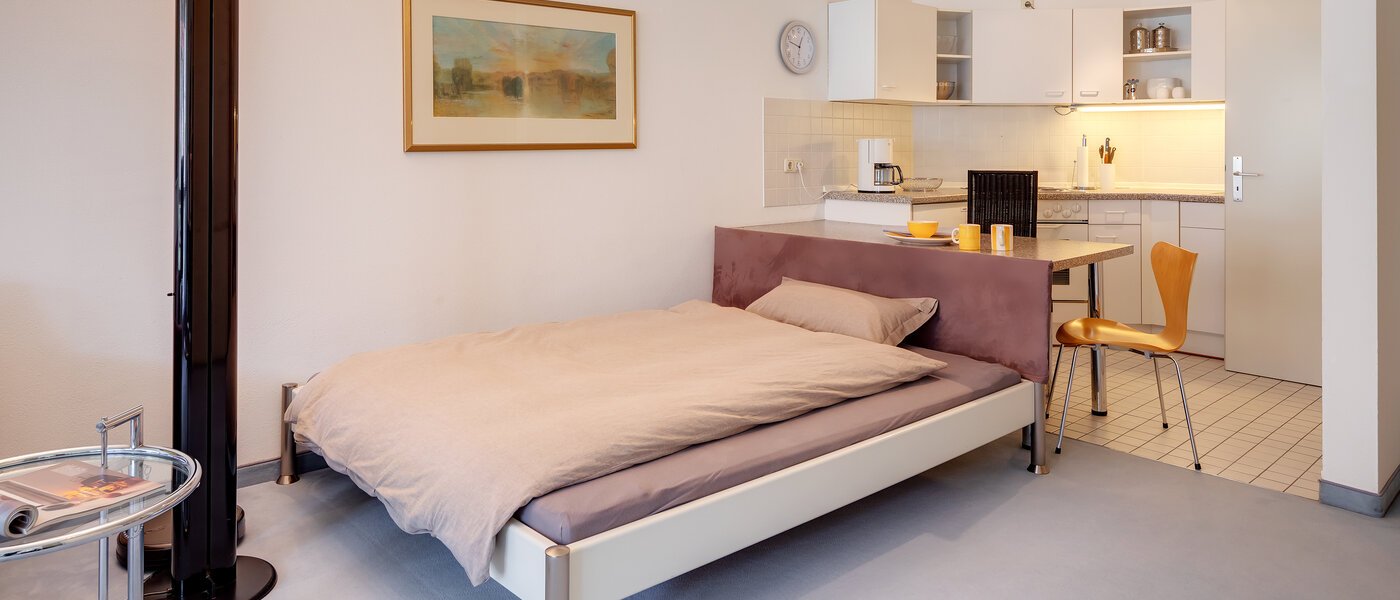 Плосък München Schwabing-West (rund um den Hohenzollernplatz) 01 Спален кът 3242