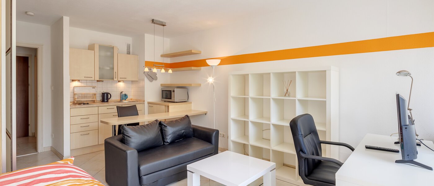 플랫 München Obersendling 03 거실 공간 3282