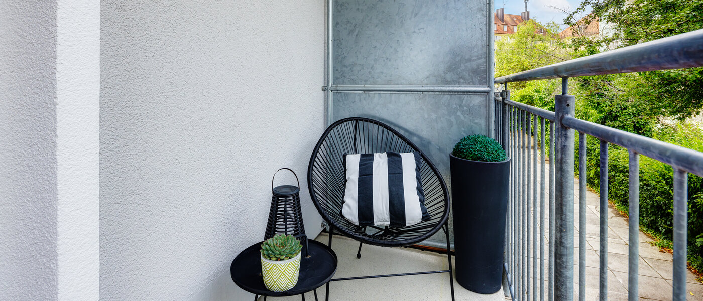 Düz München Neuhausen 01 Balkon 3328