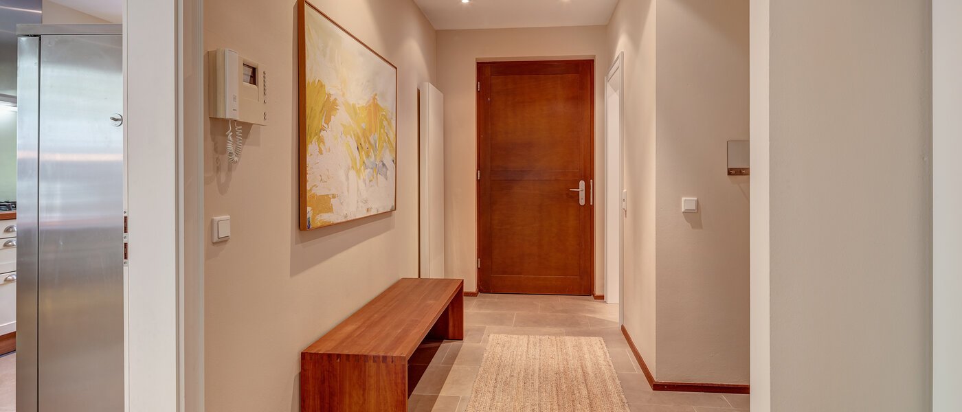 ikerház München Schwabing (links der Leopoldstraße) 02 Folyosó/folyosó 3396