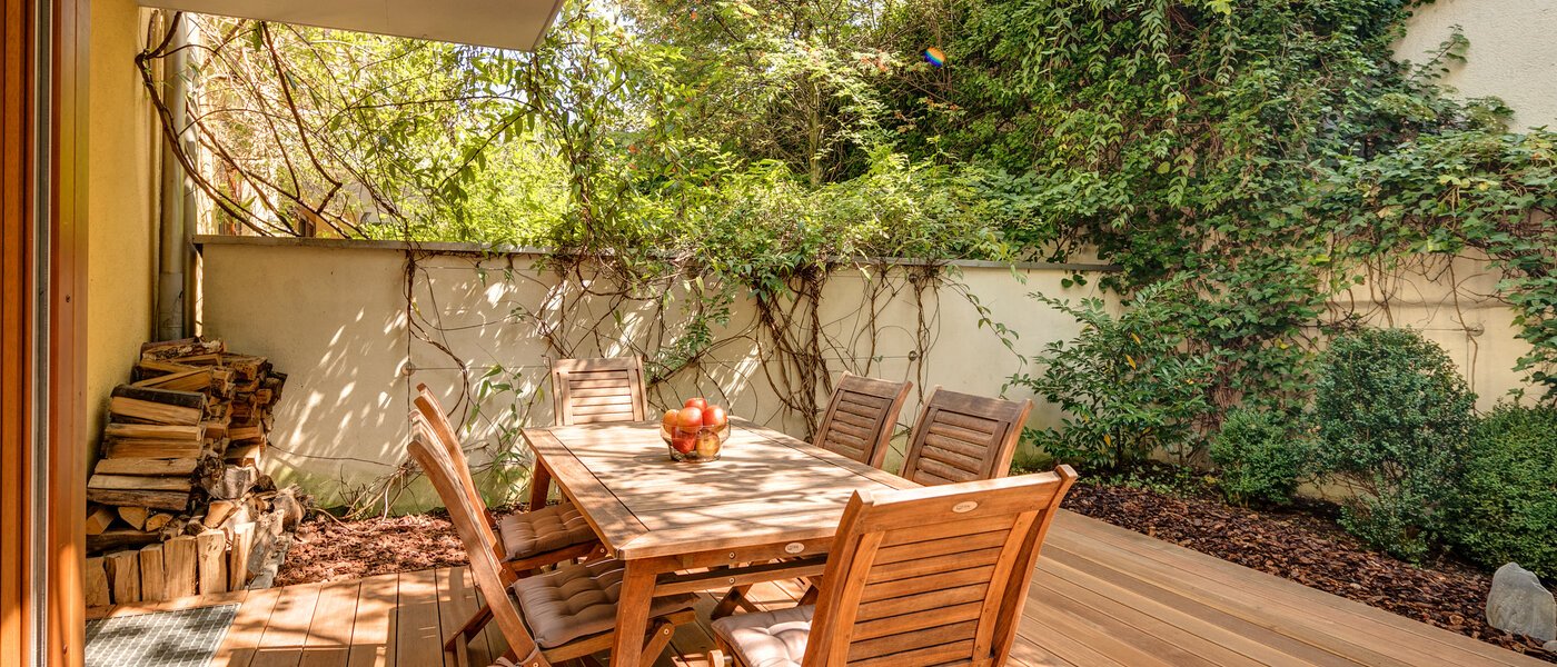 ikerház München Schwabing (links der Leopoldstraße) 01 Terasz 3396