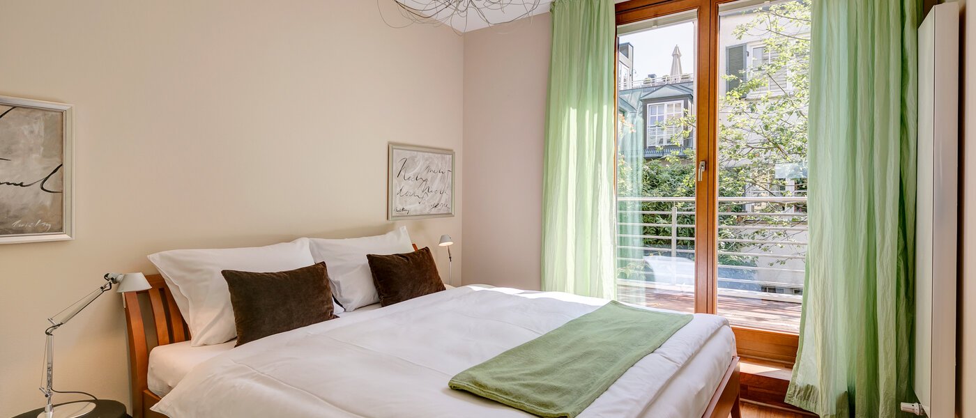 ikerház München Schwabing (links der Leopoldstraße) 01 3. hálószoba 3396