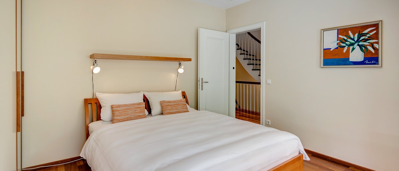 ikerház München Schwabing (links der Leopoldstraße) 03 2. hálószoba 3396