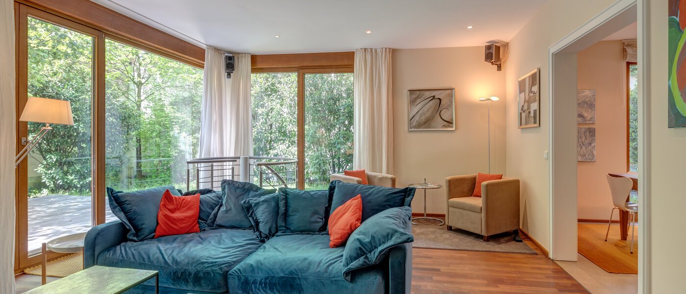 ikerház München Schwabing (links der Leopoldstraße) 01 Nappali 3396