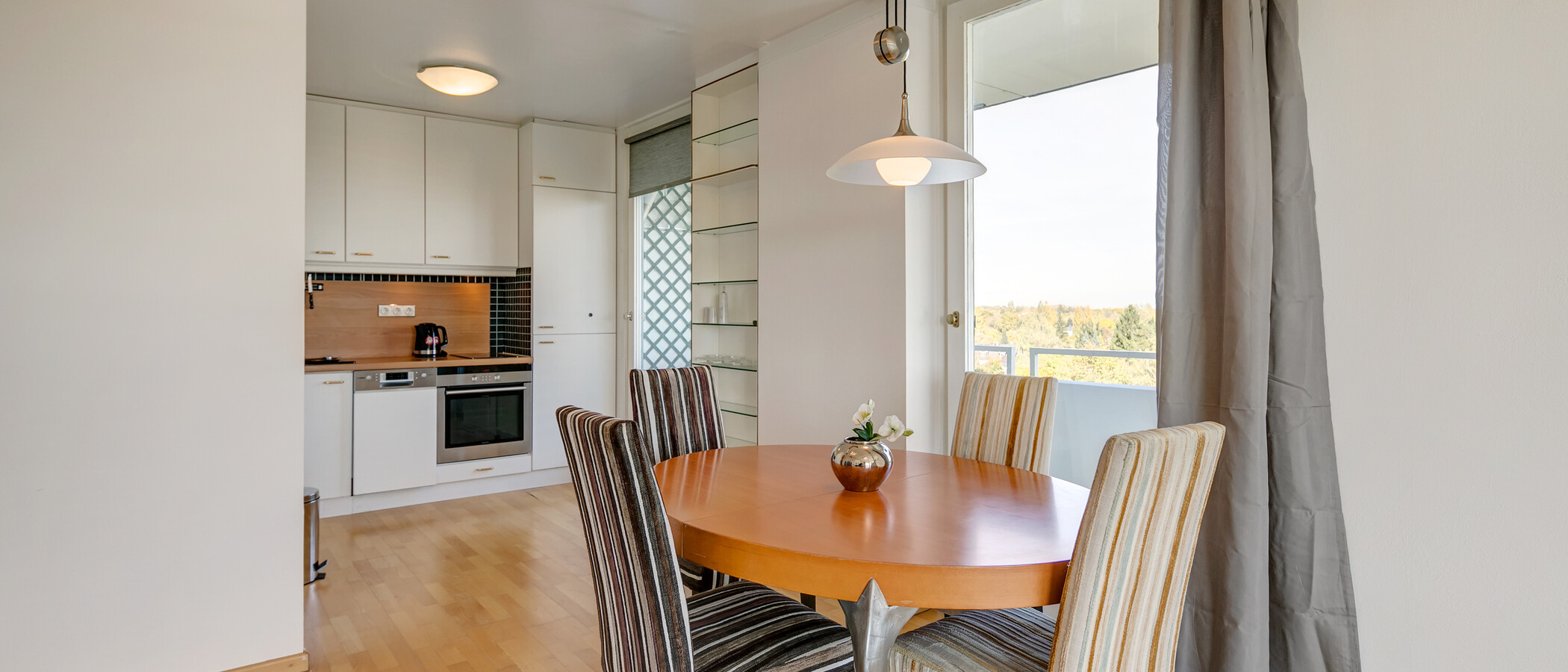 Плоский München Cosimapark 02 Кухня 3488