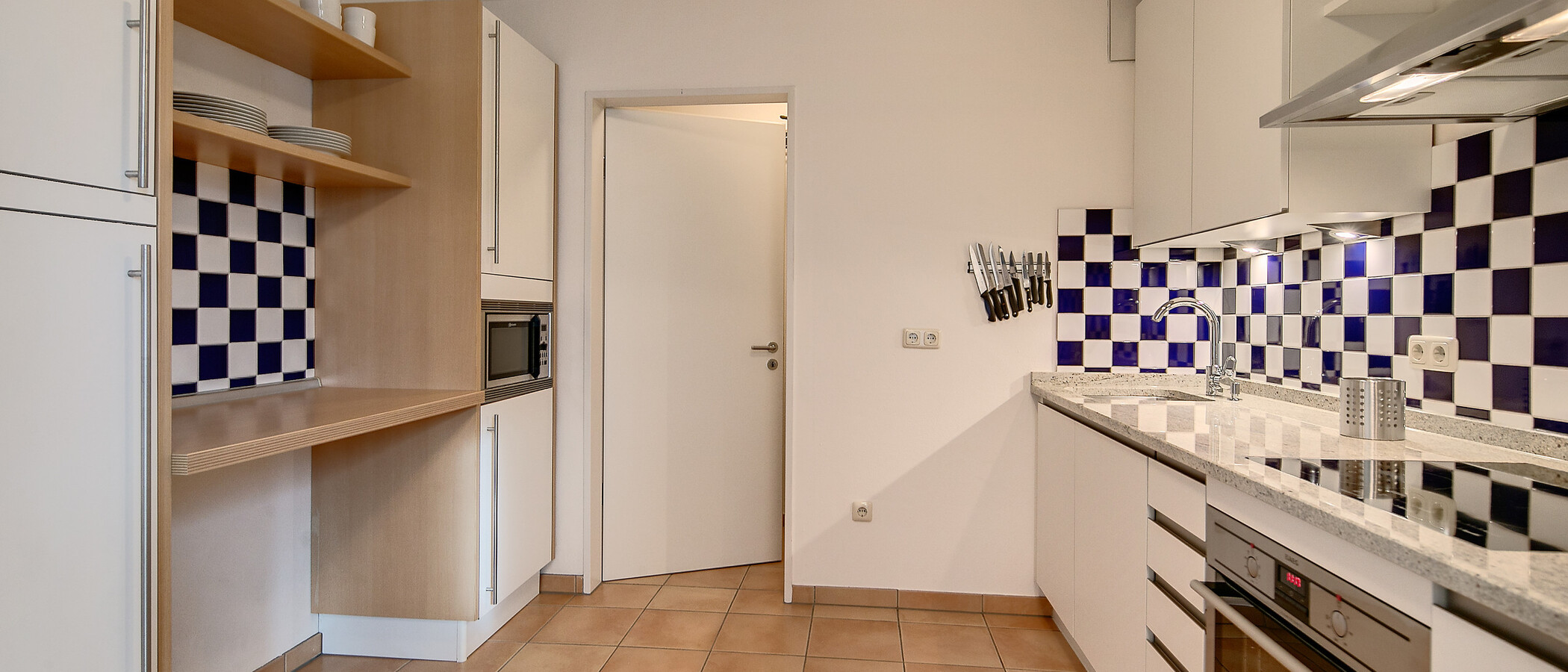 Lapos München Maxvorstadt - Museumsviertel 03 Konyha 3547