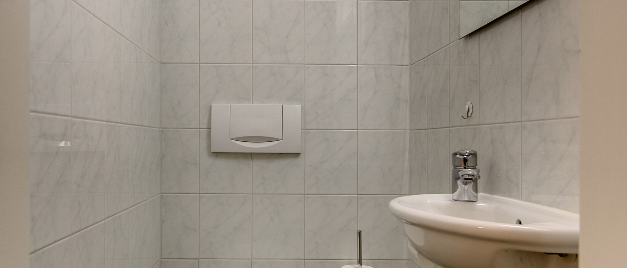 Lapos München Maxvorstadt - Museumsviertel 01 szep. WC 3547