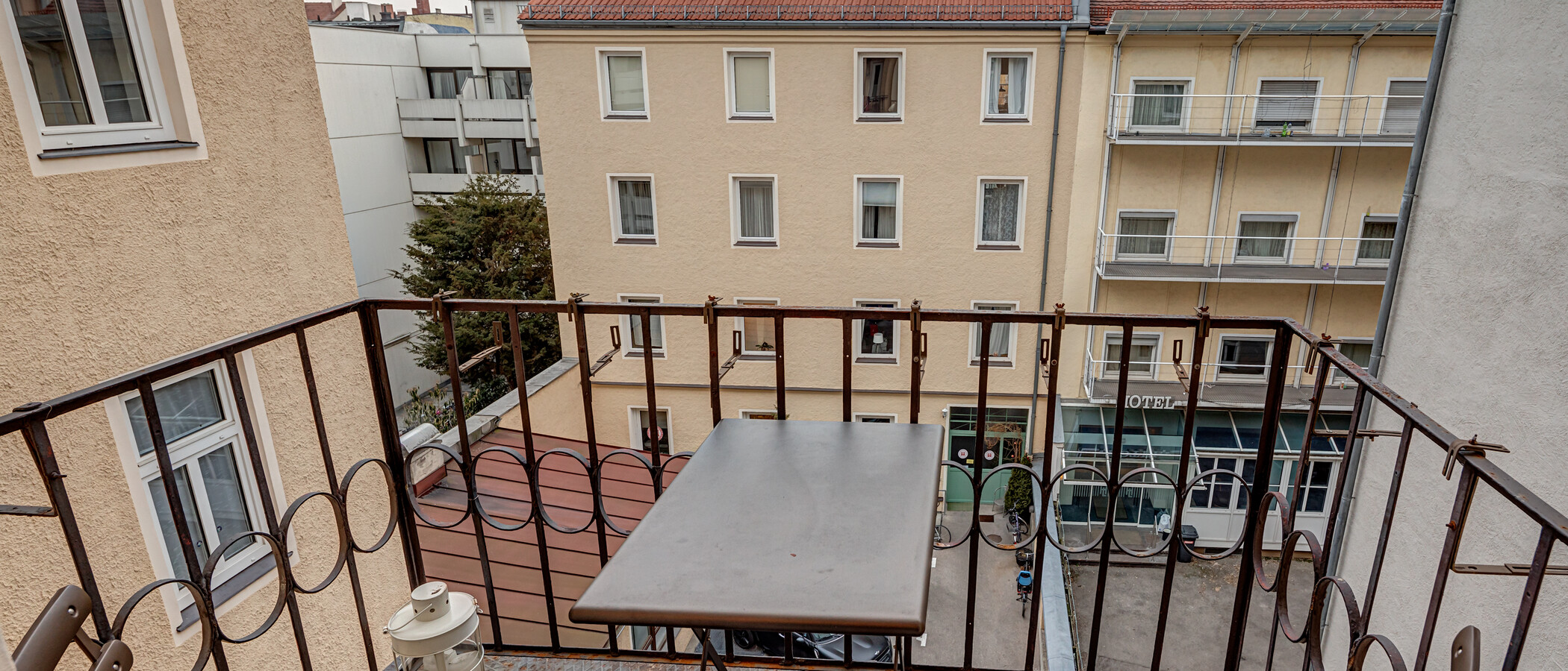 Plat München Maxvorstadt - Universitätsviertel 01 Balkon 3560