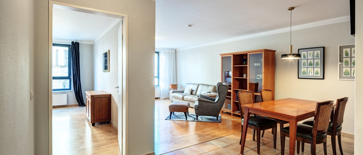 플랫 München Maxvorstadt - Museumsviertel 04 복도/복도 3668