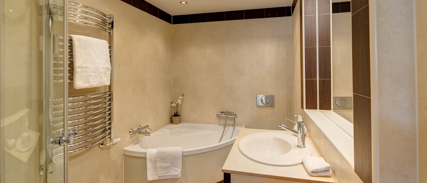 Lapos München Olympiadorf 01 Fürdőszoba 3688