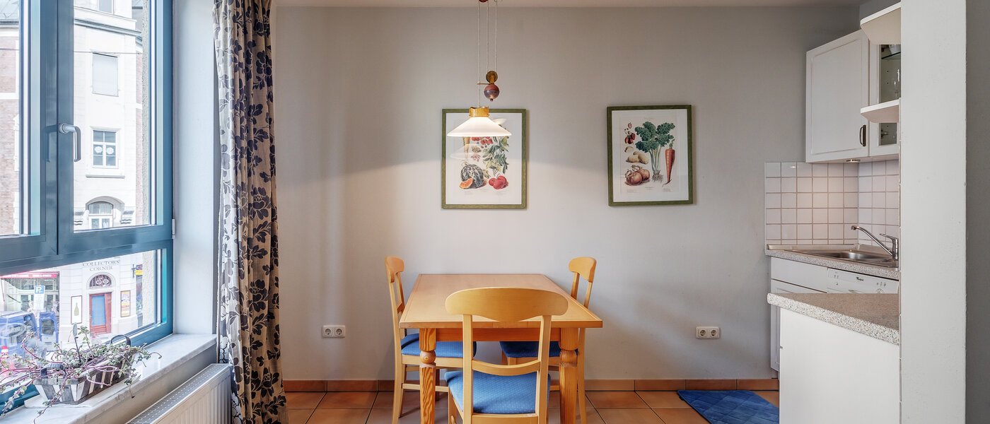 Ploché München Maxvorstadt - Westen 04 Obývacia časť 3764