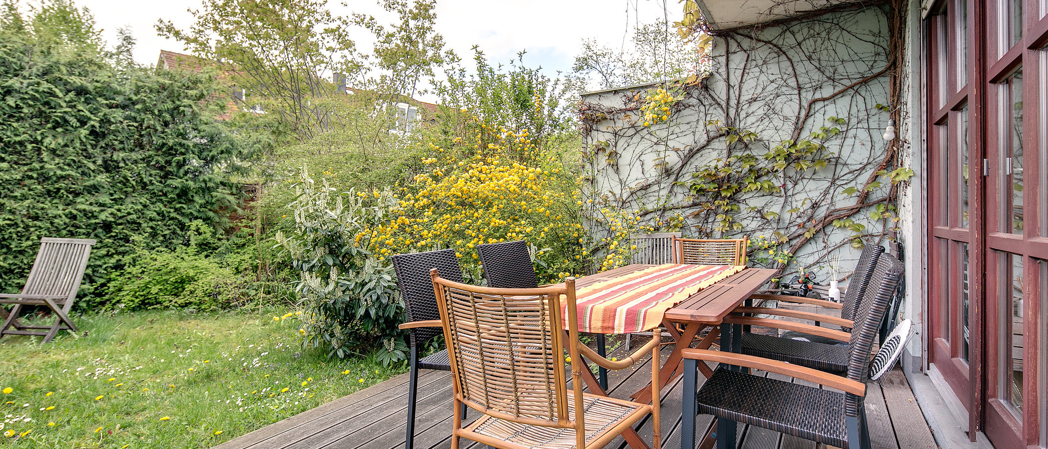 Hus München Kleinhadern 01 Terrasse 3822