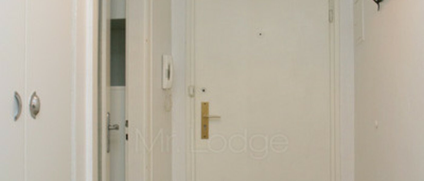 플랫 München Maxvorstadt - Museumsviertel 03 복도/복도 3843