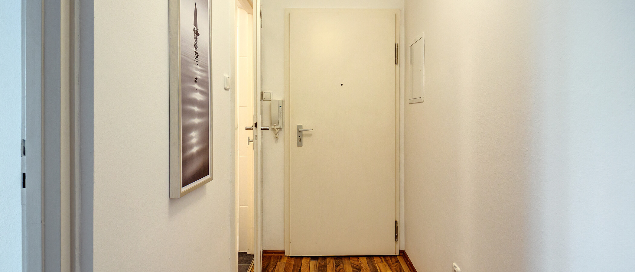 Lapos München Schwabing-West (rund um den Hohenzollernplatz) 01 Folyosó/folyosó 3868
