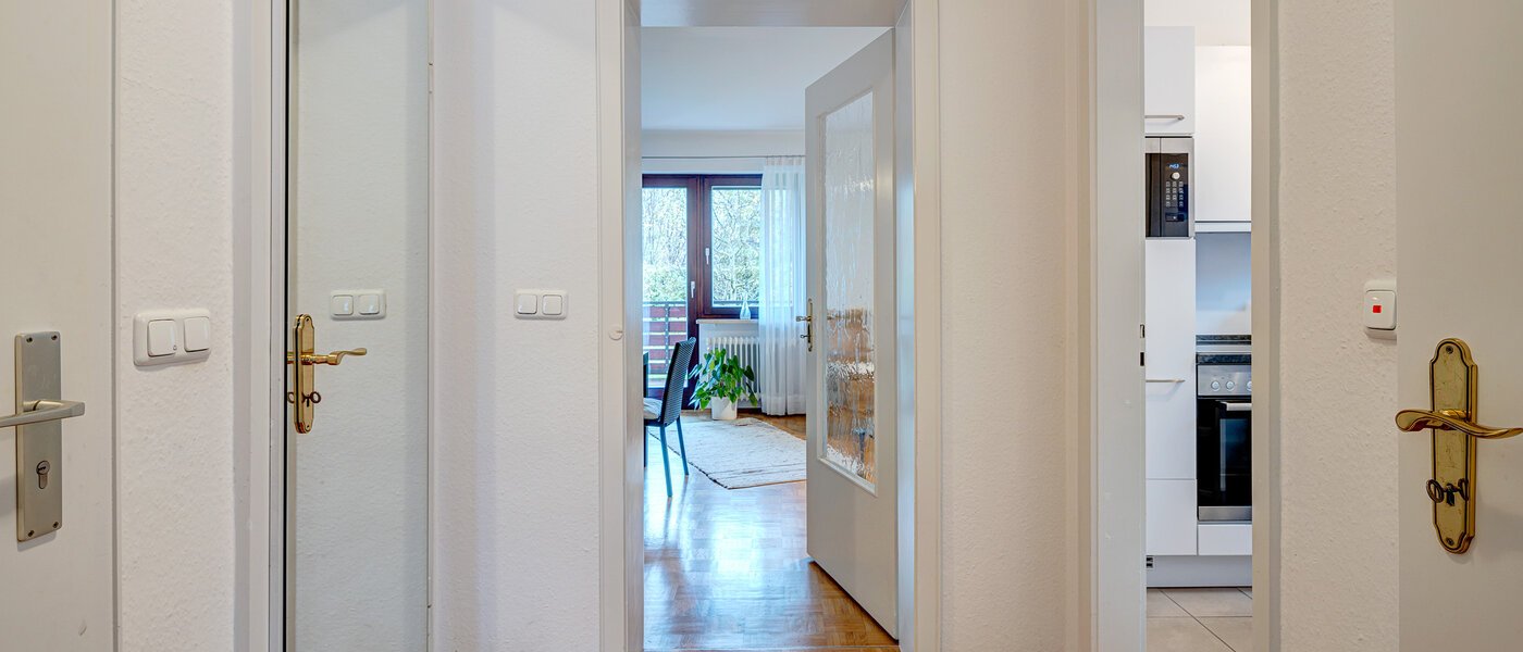 Ploché München Berg am Laim 02 Chodba/priestor 4038