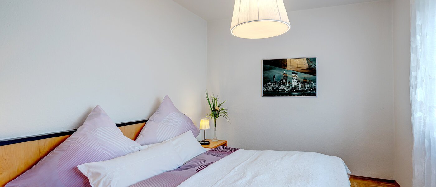 Ploché München Berg am Laim 01 Spálňa 4038