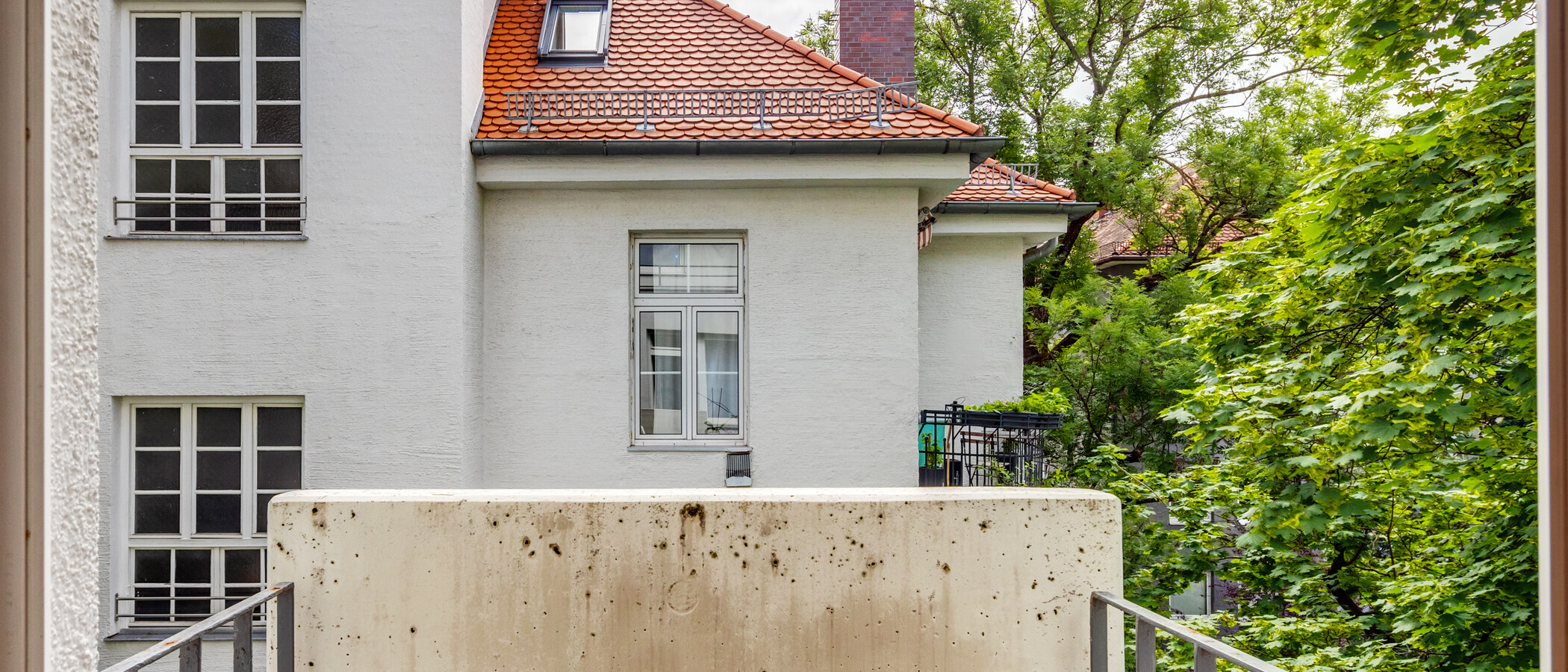 Düz München Schwabing-West (rund um den Hohenzollernplatz) 01 Balkon 4086