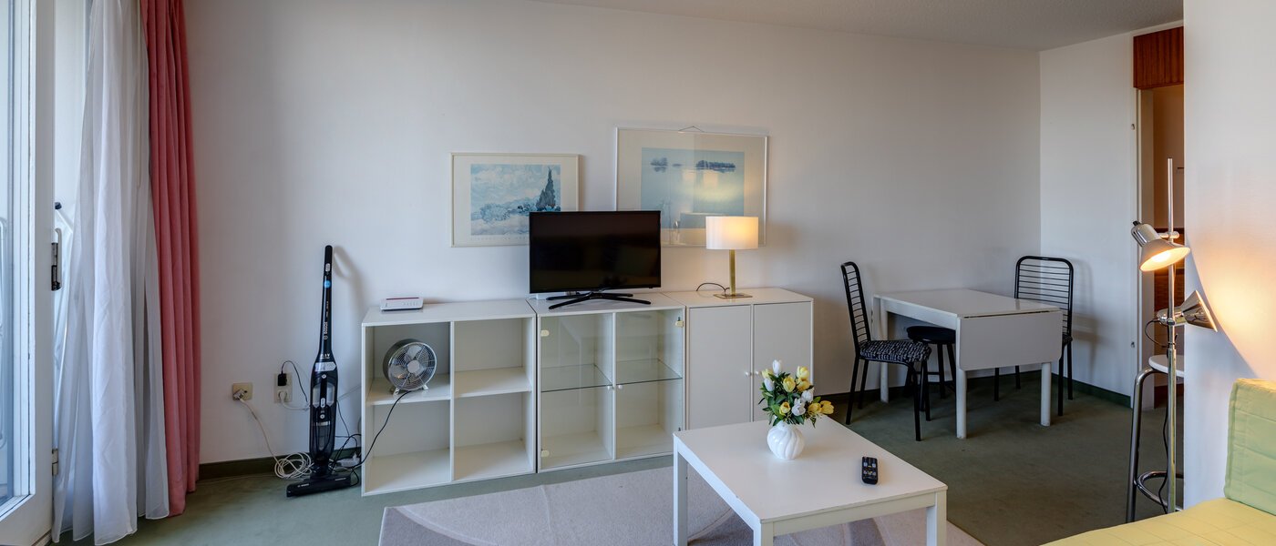 Lapos München Olympiadorf 02 Nappali 413