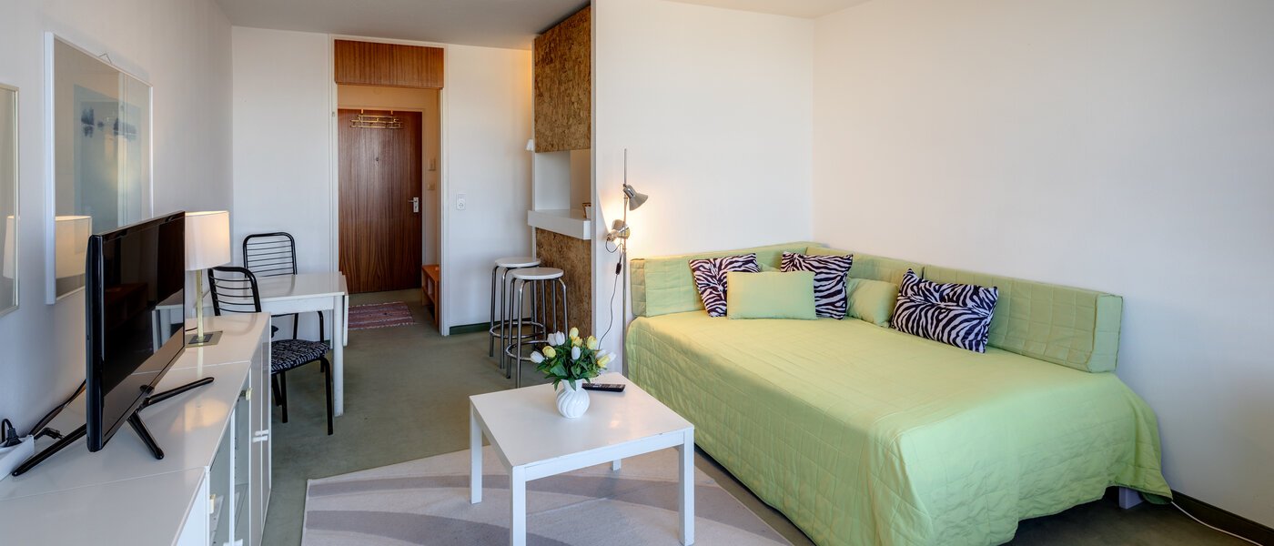 Lapos München Olympiadorf 04 Nappali 413