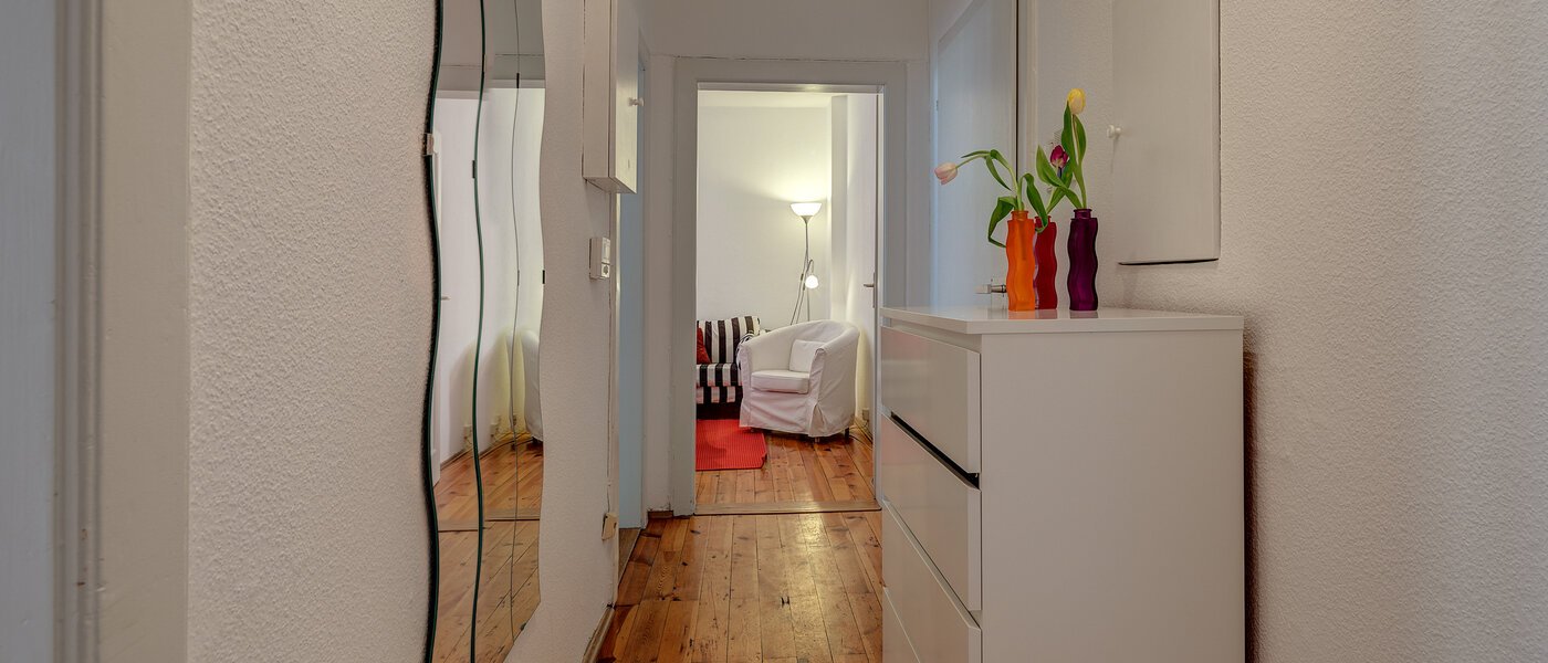 Ravna stran München Maxvorstadt - Universitätsviertel 01 Koridor/hodnik 4156