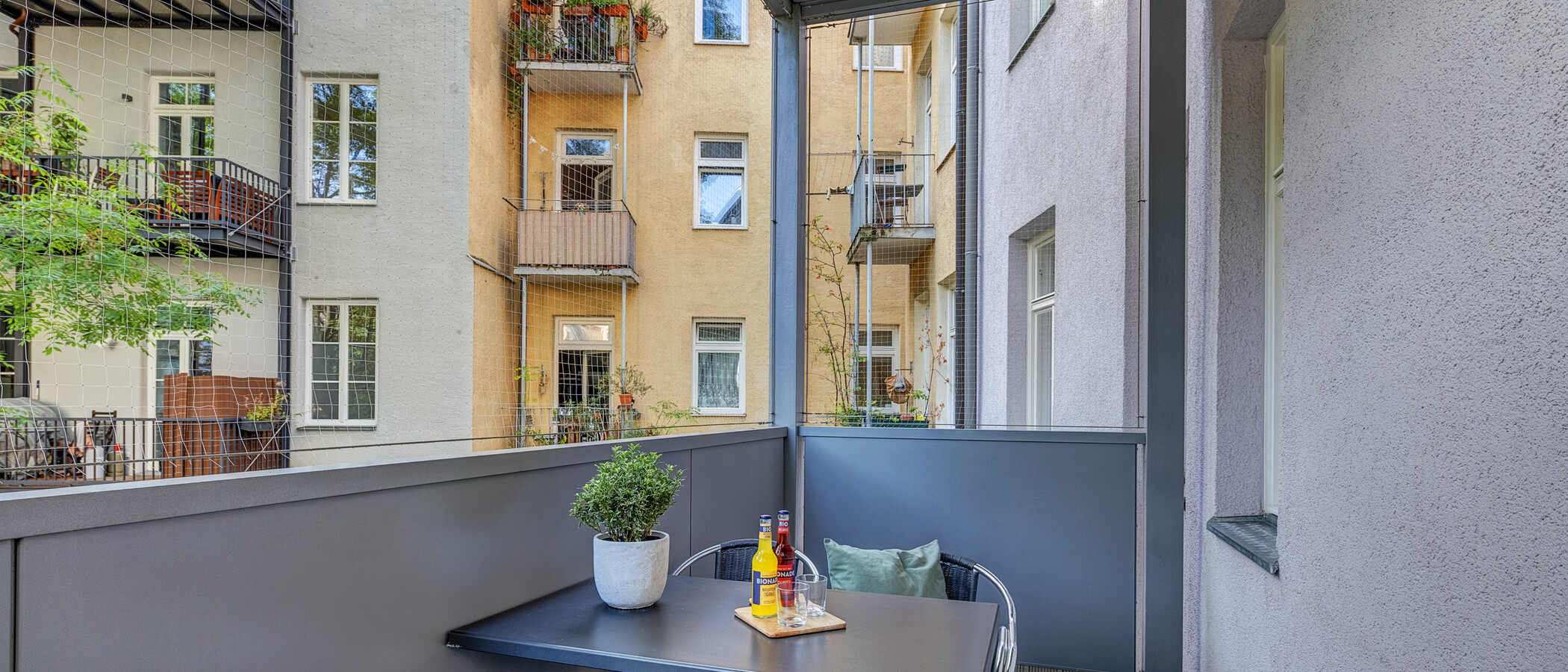 Ploché München Maxvorstadt - Rund um den Josephsplatz 02 Balkon 4242