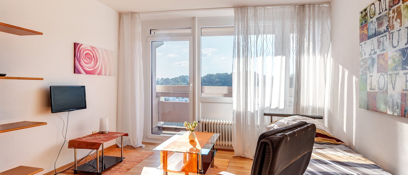 Ravna stran München Schwabing-West 02 Dnevni prostor 4272