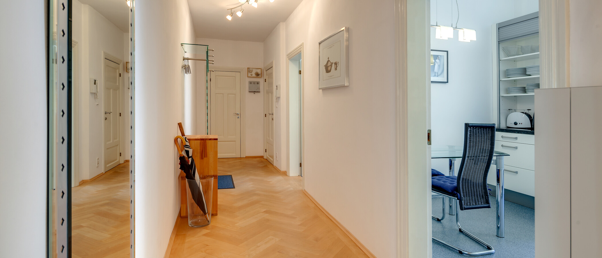 Ravna stran München Haidhausen 01 Koridor/hodnik 4279