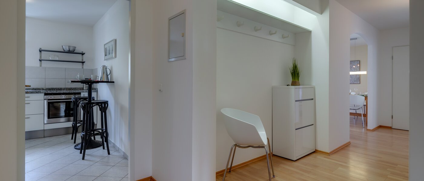 Плоский München Maxvorstadt - Museumsviertel 03 Коридор/передпокій 4344