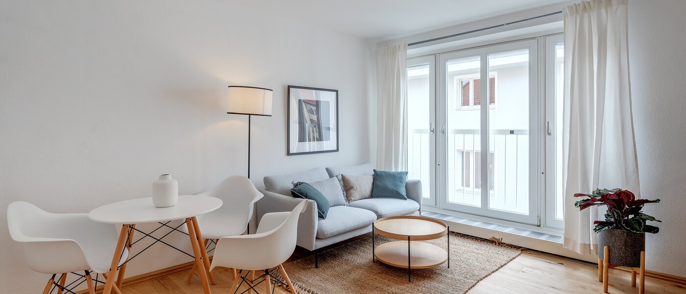 Επίπεδη München Schwabing-West (rund um den Hohenzollernplatz) 01 Καθιστικό 4379