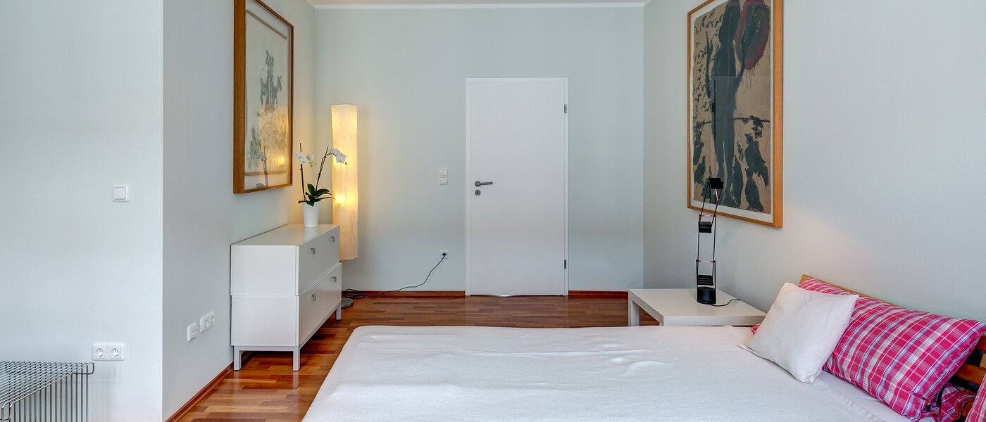 Lapos München Lehel 03 Alvó 4400