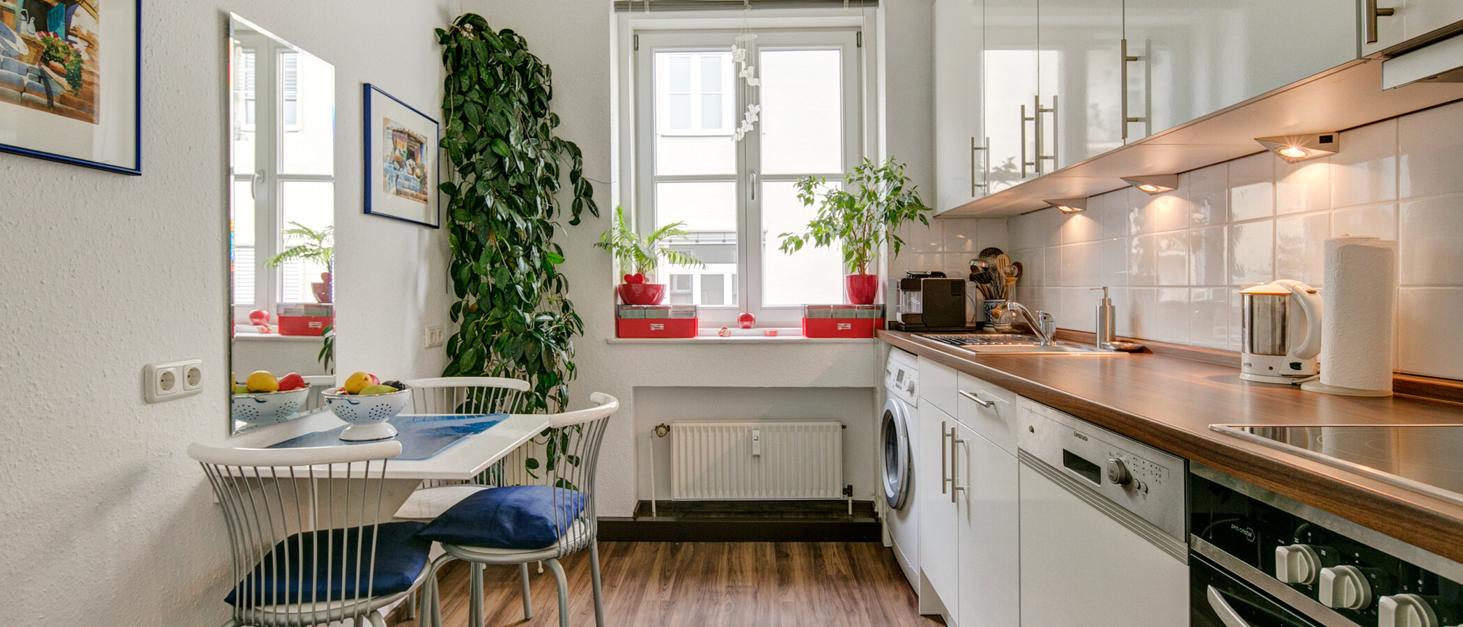Lapos München Schwabing (rechts der Leopoldstraße) 01 Konyha 4536
