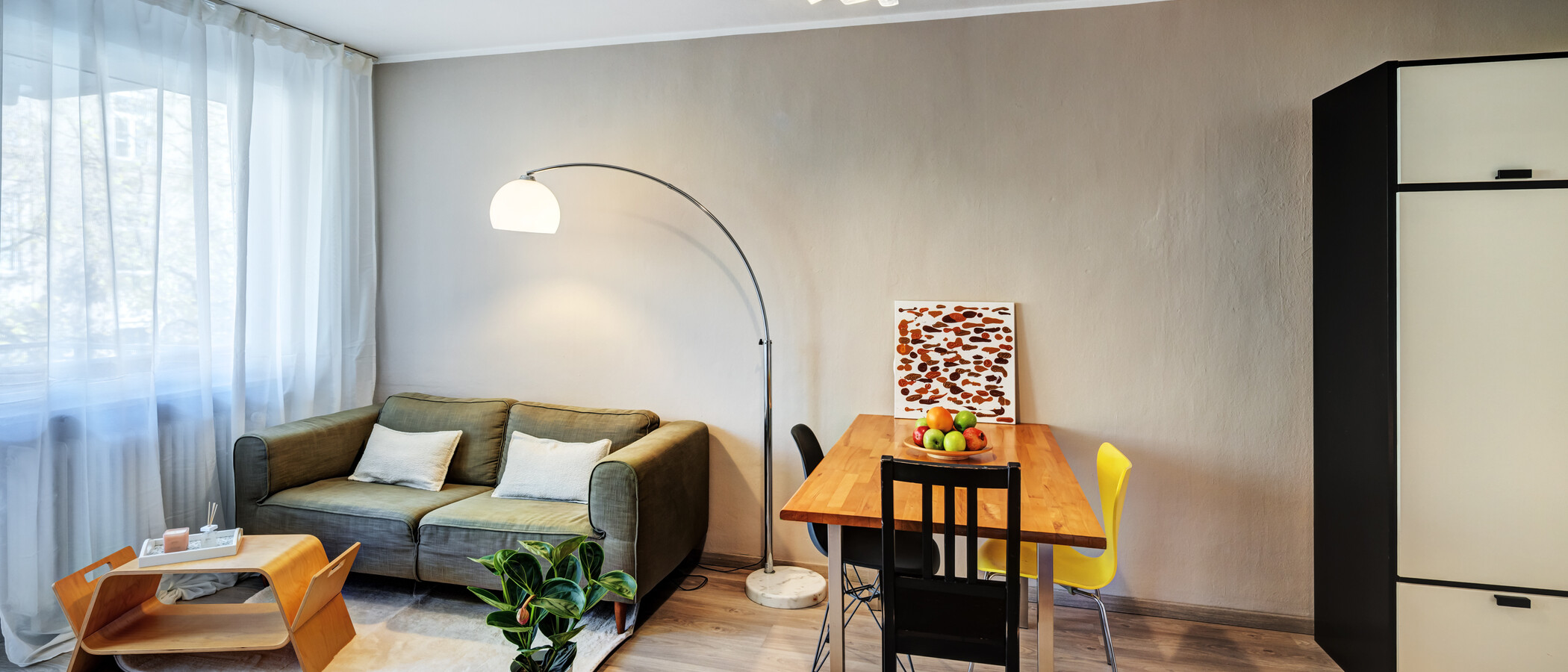 Lapos München Neuhausen 01 Nappali 4612