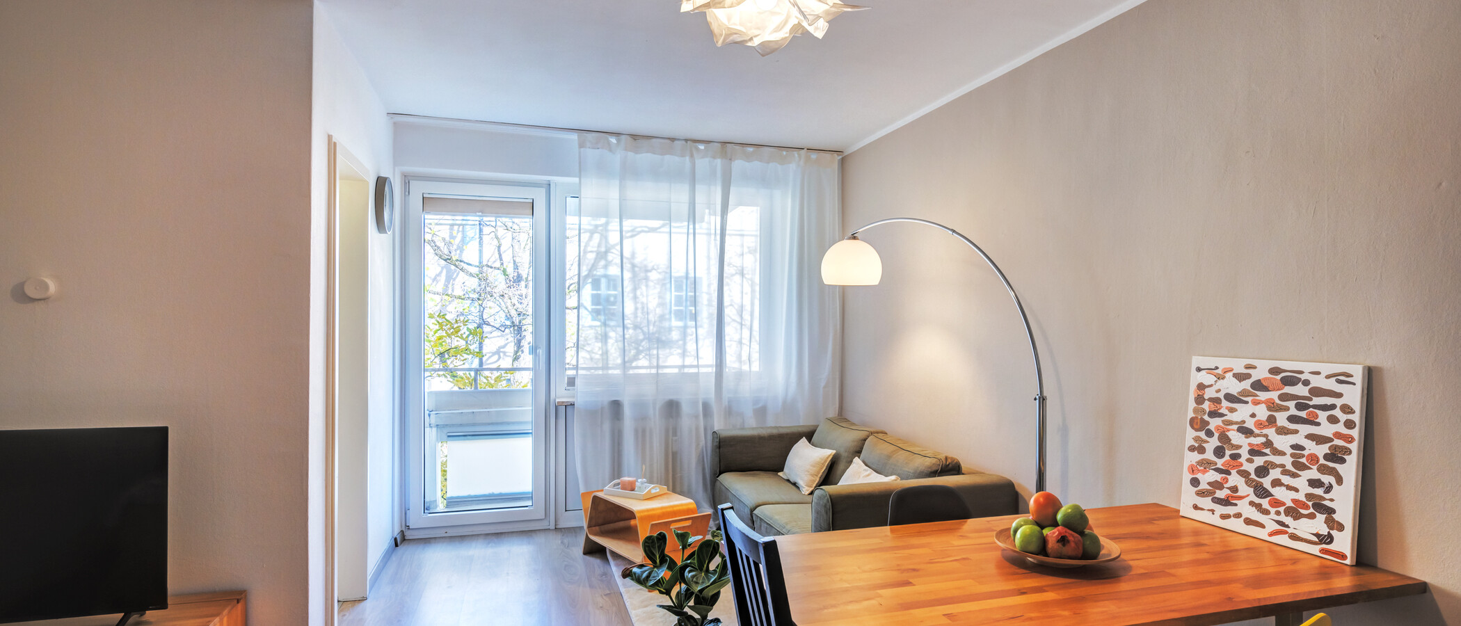 Lapos München Neuhausen 02 Nappali 4612