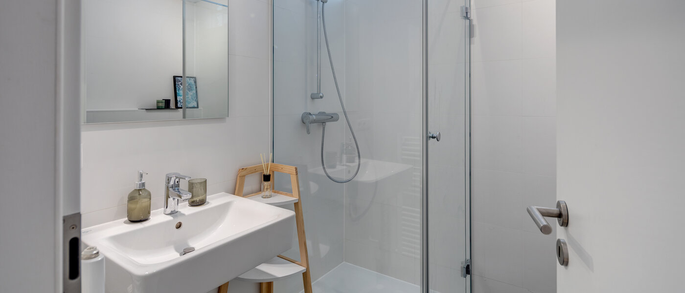 Flad München Nymphenburg-Gern 02 Badeværelse 4670