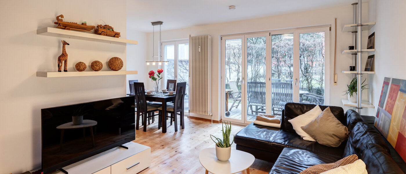 플랫 München Thalkirchen 01 거실 공간 4680