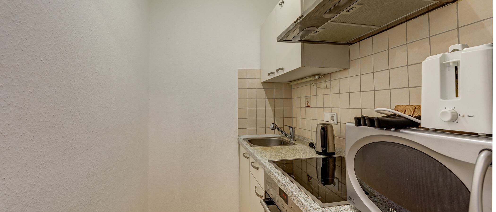 Ploché München Schwabing-West 01 Kuchyně 4685