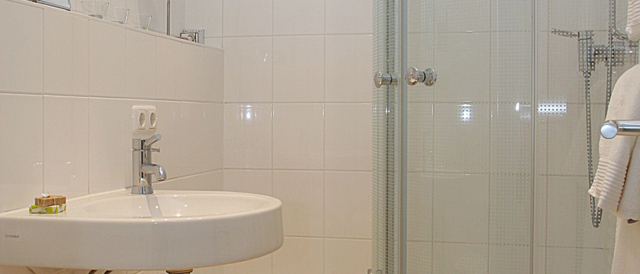 Mieszkanie z tarasem na dachu München Westend 01 Łazienka 4763