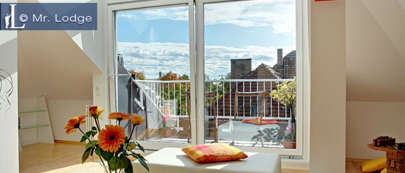 Podkrovní byt München Maxvorstadt - Rund um den Josephplatz 02 Living 4768