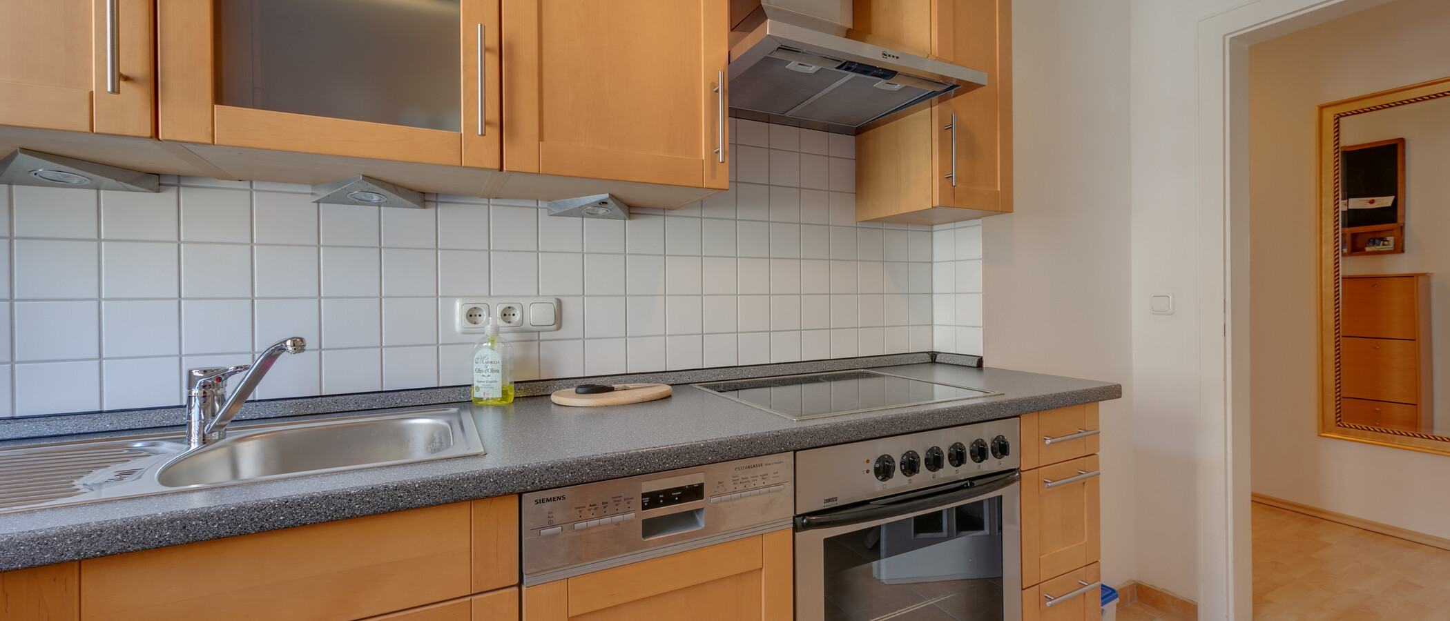 Плосък München Schwabing-West (rund um den Hohenzollernplatz) 02 Кухня 4783