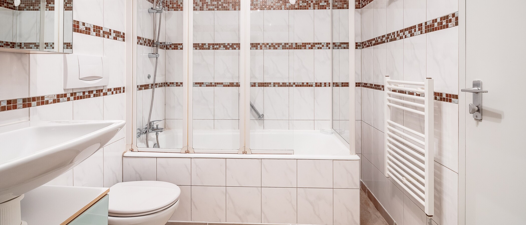 Επίπεδη München Schwabing-Nord (zw. Leopoldstraße & Englischen Garten) 01 Μπάνιο 4892