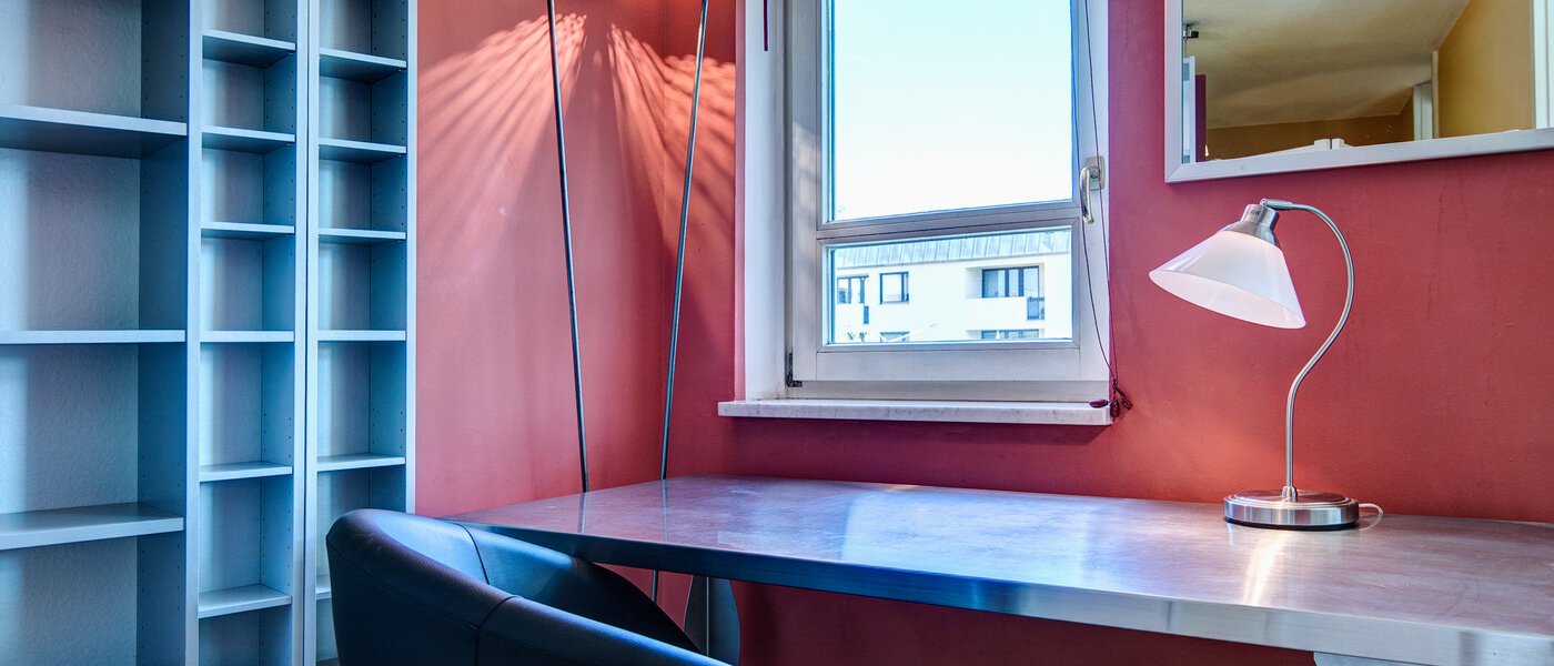 Плоский München Schwabing-West (rund um den Bonner Platz) 01 Офісна зона 4912