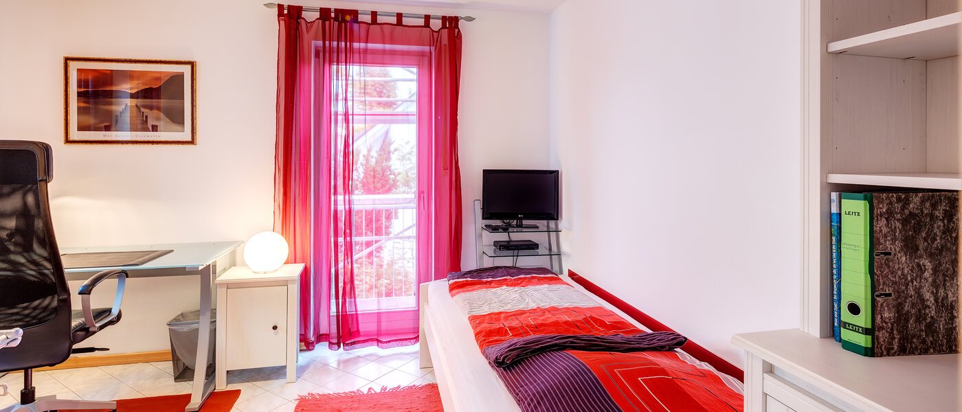 Ravna stran München Berg am Laim 02 Dnevni prostor 4926