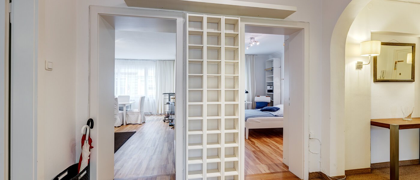 Flat München Schwabing (rechts der Leopoldstraße) 05 Korridor/gang 4984