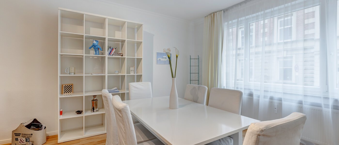 Flat München Schwabing (rechts der Leopoldstraße) 03 Stue og oppholdsrom 4984