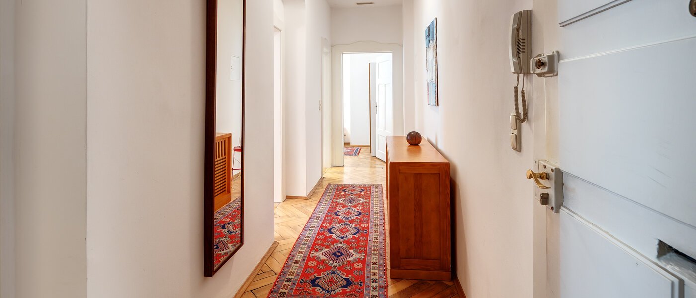 Плоский München Neuhausen 02 Коридор/передпокій 5003